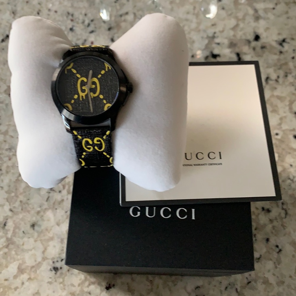 Gucci ghost watch NEW!!